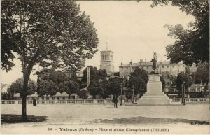 CPA Valence Place et Statue Championnet FRANCE (1091625)
