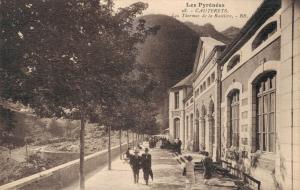 France Les Pyrenees Cauterets Les Thermes de la Raillere 01.88