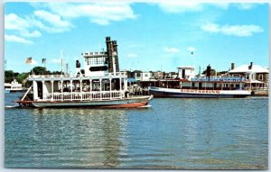 Sightseeing boats at Hyannis Harbor, Cape Cod - Hyannis, Massachusetts