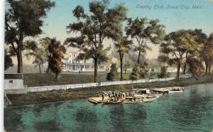 SIOUX CITY, Iowa IA   COUNTRY CLUB Boats~Dock~Club House  1911 Vintage Postcard