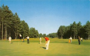 KING'S GATEWAY HOTEL & INN Land O' Lakes, WI Golf Course 1960s Vintage Postcard