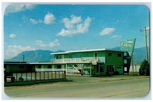 c1960s Motel Capri Exterior Roadside Colorado Springs Colorado CO Sky Postcard 