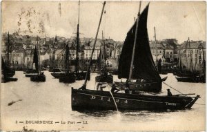 CPA DOUARNENEZ - Le Port (985286)