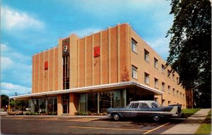 Postcard The House of Luxembourg Hotel 14660 Euclid Avenue East Cleveland Ohio