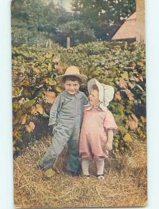 Pre-Linen FARMER BOY WITH LITTLE SISTER ON THE FARM HL5331