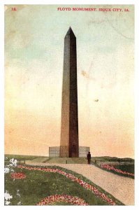 Postcard MONUMENT SCENE Sioux City Iowa IA AR9424