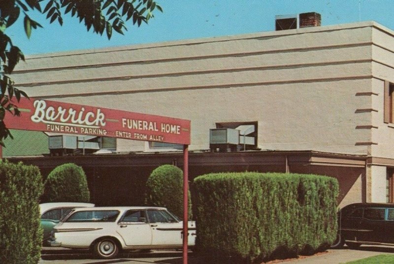 c1950-1960 Barrick Funeral Home Salem Oregon autos postcard B184x 