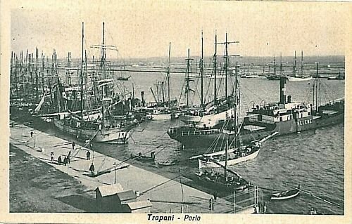 09561 - vintage postcard - city drills: port-