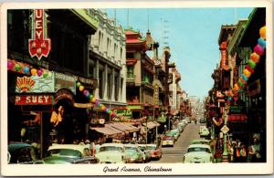 Grant Avenue, Chinatown San Francisco CA Street Scene c1962 Vtg Postcard H05