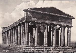 Italy Agrigento Tempio della Concordia Photo