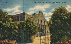 Vintage Postcard Alamo Shrine Of Texas Liberty Courtyard San Antonio Texas TX