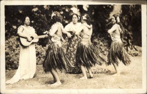 Vintage HAWAII HI Hula Dancers DANCING WOMEN GRASS SKIRTS UKELELE