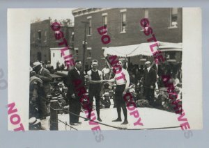 RPPC 1910 WRESTLING MATCH Wrestlers Ring Mat MAIN STREET Crowd Wrestler START 3