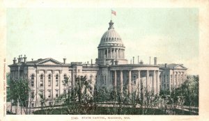 Vintage Postcard State Capitol Building Historical Landmark Madison Wisconsin WI