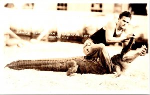 RPPC Sonny Coppinger Alligator Wrestling Pirate's Cove Miami FL Photo Postcard