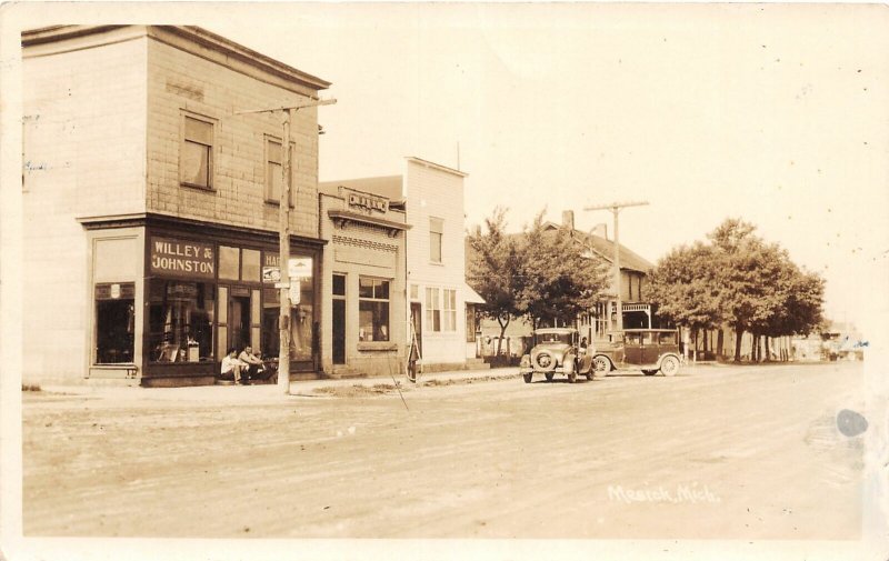 H29/ Mesick Michigan RPPC Postcard c1930s Willey & Johnston Store & Bank4 