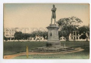 287136 SINGAPORE Statue of Sir Stainford Raffles Vintage postcard