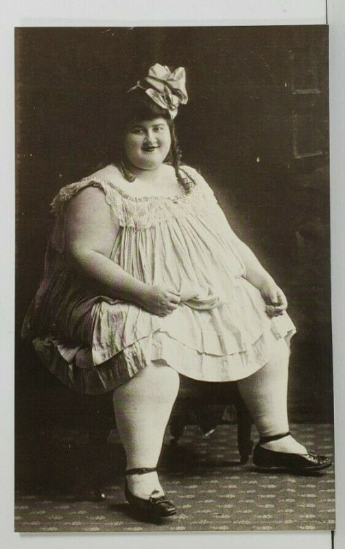 TWO TON TESSIE Faith in All You Can Eat Diet Feared no Size 8 Prom Postcard P8