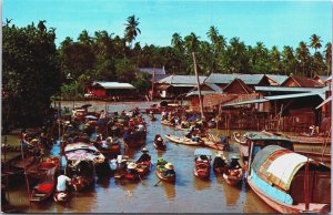 Thailand Floating Market Vintage Postcard C198