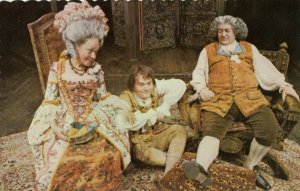 STRATFORD , Ontario, 1973 ; She Stoops to Conquer Play