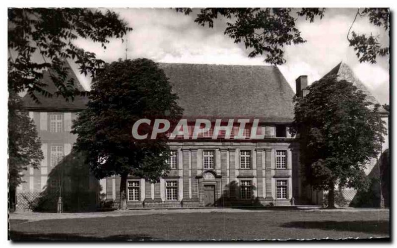 Postcard Modern Surroundings of Vichy Chatel Guyon Chateau of Effiat built by...