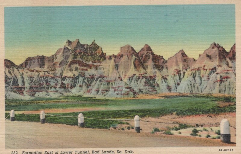 Formation By Lower Tunnel Bad Lands South Dakota Posted Vintage Linen Post Card