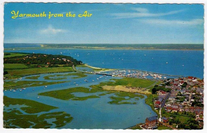 (ak52) Yarmouth from the Air - Isle of Wight Postcard