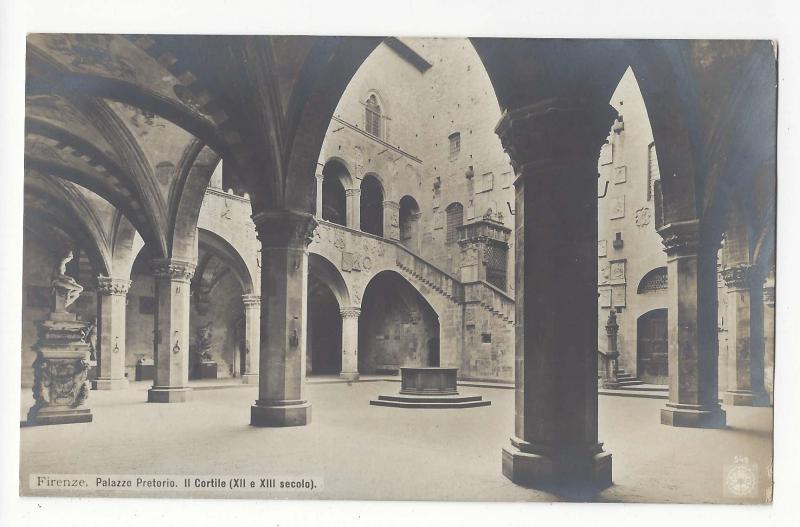 Italy Firenze Florence Palazzo Pretoria Courtyard NPG Postcard Vintage