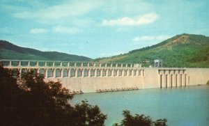 Vintage Postcard Great Bluestone Dam & Reservoir Near Hinton West Virginia WVA