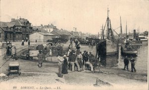 France Lorient Les Quais Vintage Postcard 08.40