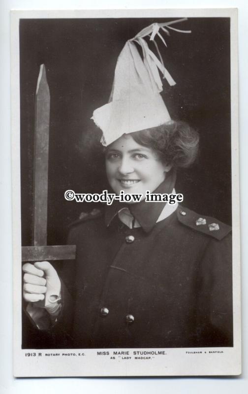 b3040 - Stage - Actress - Marie Studholm in Uniform, as Lady Madcap - Postcard