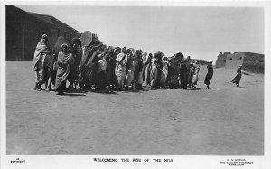 US5347 welkoming the rise of the nile types folklore real photo sudan africa