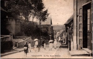 Madagascar Tananarive La Rue Augey Dufresse Vintage Postcard  C010