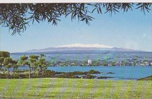 Hawaii Hilo Hawaiis Snow Capped Mauna Kea View From Hilo On The Big Island