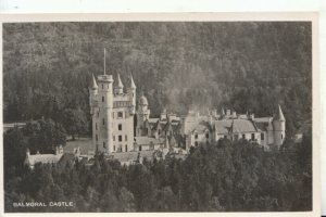 Scotland Postcard - Balmoral Castle - Aberdeenshire - Ref TZ4583