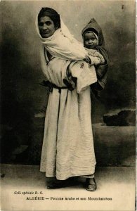 CPA AK Femme Arabe et son Moutchatchou TUNISIE (822232)