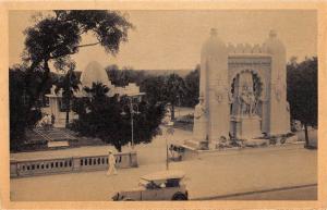 BR45841 la place protet et le monument Dakar senegal