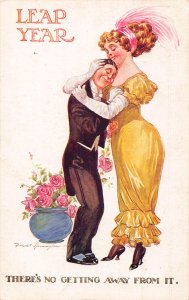 Love Romance Leap Year Couple Hugging Art signed Fred Spurgin 1912 postcard B918