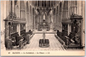 VINTAGE POSTCARD THE CATHEDRAL CHOIR AREA AT BAYEUX FRANCE 1910s