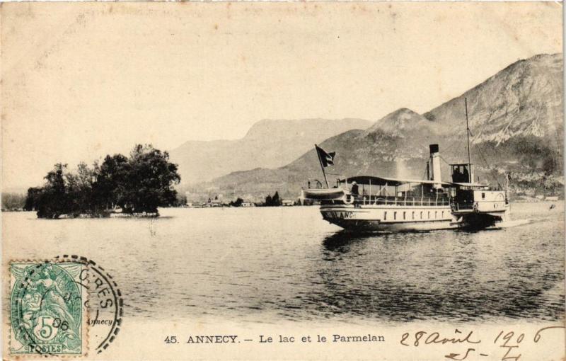 CPA Annecy Le lac et le Parmelan (618837)