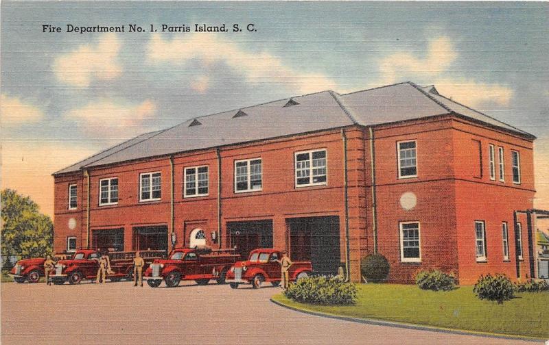 D51/ Parris Island South Carolina SC Postcard Linen Fire Department Trucks