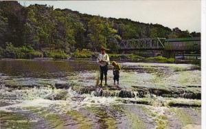 Fishing Grand River Ashtabula County Harpersfield Ohio