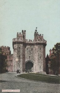 Lancashire Postcard - Castle Gateway, Lancaster    RS22730