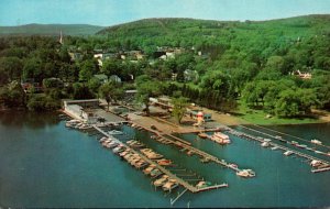 New York Cooperstown Lake Front Motel