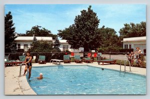 West End Gardens   Elkton  Maryland   Postcard