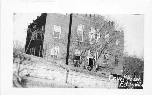 H76/ Eddyville Kentucky RPPC Postcard c1950s County Court House 131