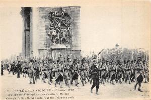 BF40239 a l arc de triomphe marins   defile de la victorie Military militaria