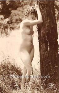 Nudes Reproduction Unused