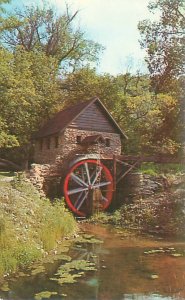 Spook Cove Iowa Ye Ole Mill Memo of Yore Chrome Postcard Unused