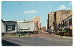 Monroe Avenue Grand Rapids Michigan postcard